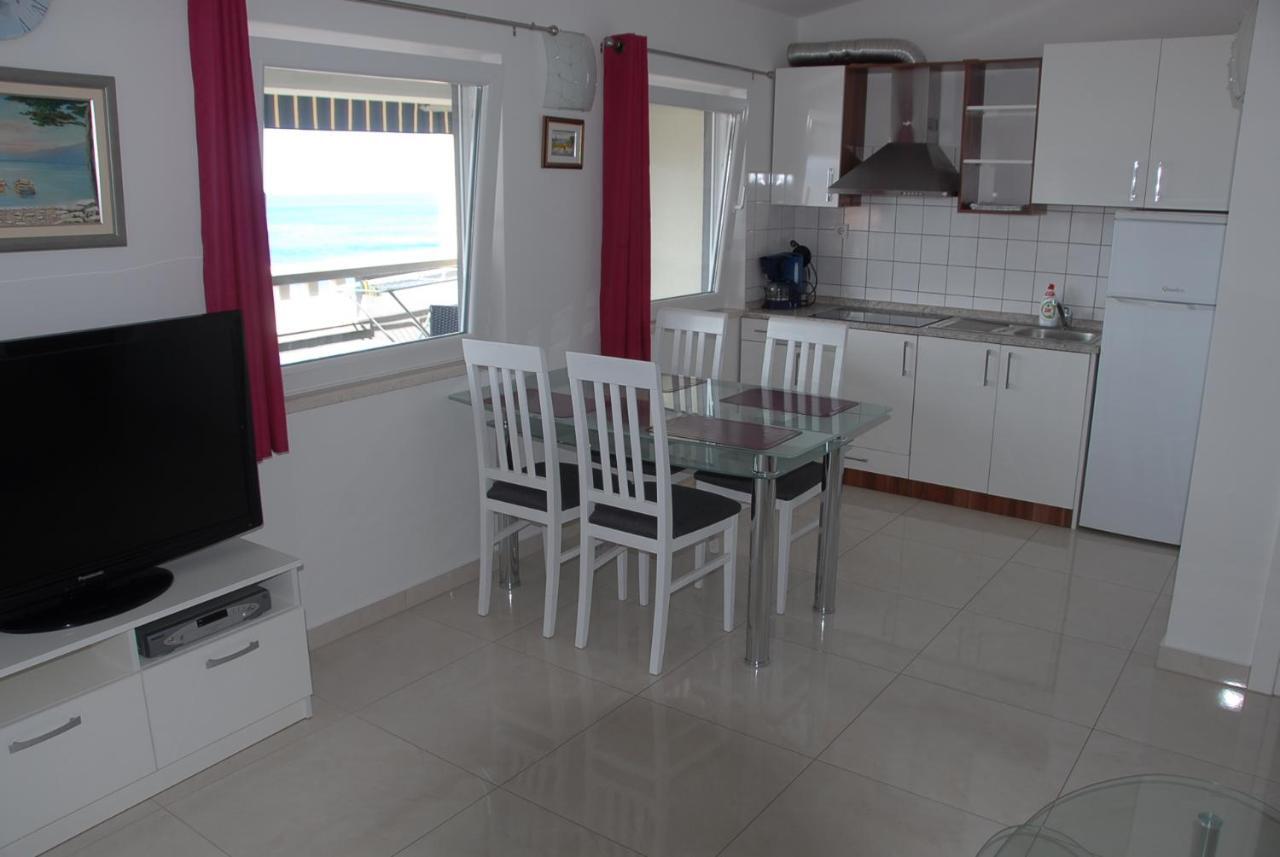 אומיס Villa Natalie מראה חיצוני תמונה