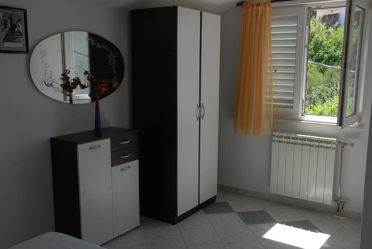 אומיס Villa Natalie מראה חיצוני תמונה