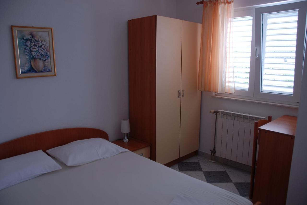 אומיס Villa Natalie מראה חיצוני תמונה